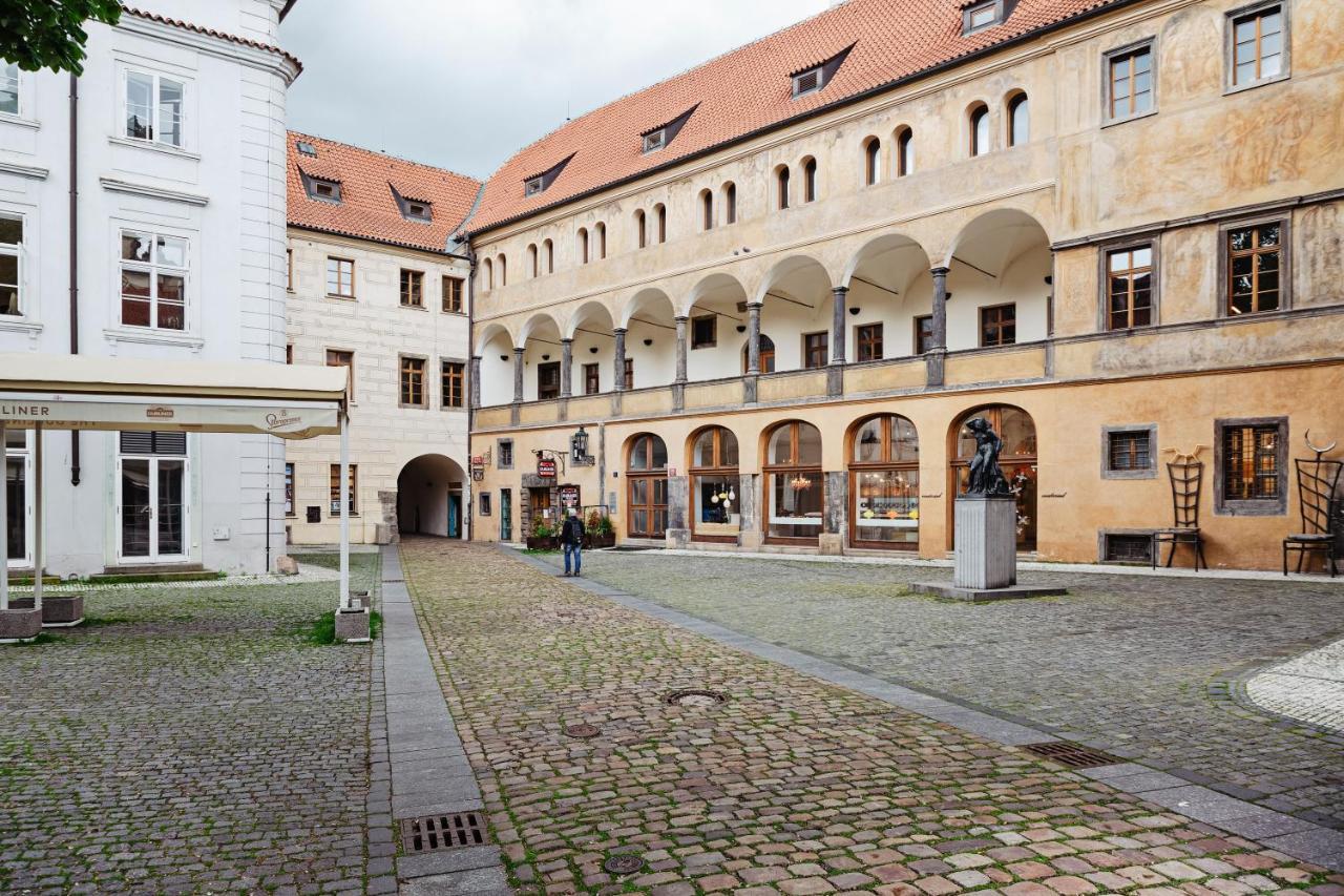 Hotel U Modreho Orla - At The Blue Eagle Praga Zewnętrze zdjęcie